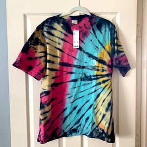 *NWT* UO tie dye t-shirt
